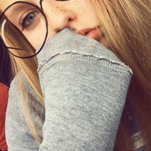 Meet your Posher, Alyssa